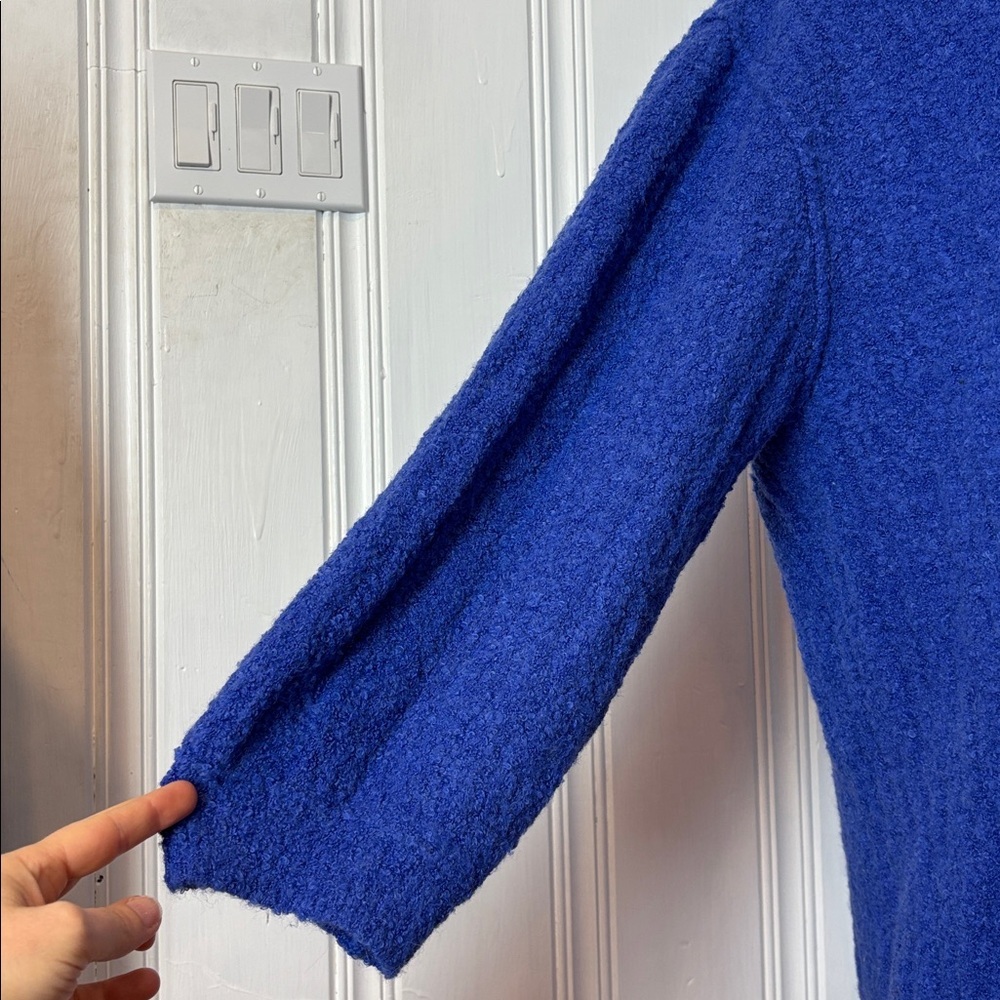 J Oversized Royal Blue Bouclé Knit Sweater Tunic with Front Slit - Size XL - Picture 4 of 8